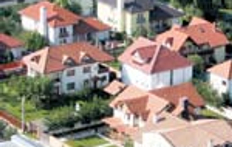1000 euro intretinerea unei locuinte de lux  