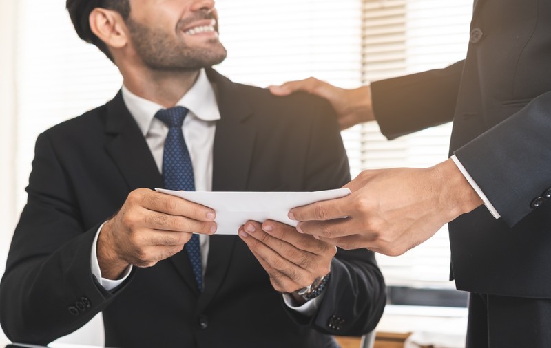 Datele INS confirmă creșterea solidă a veniturilor angajaților din România: salariul mediu net, a patra lună la rând, peste 1.000 de euro