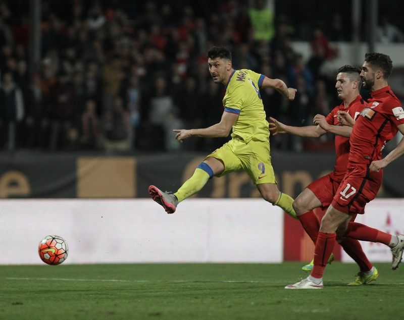 Andrei Marc i-a cerut iertare lui Marica. Atacantul a plecat la Dubai, la vraci