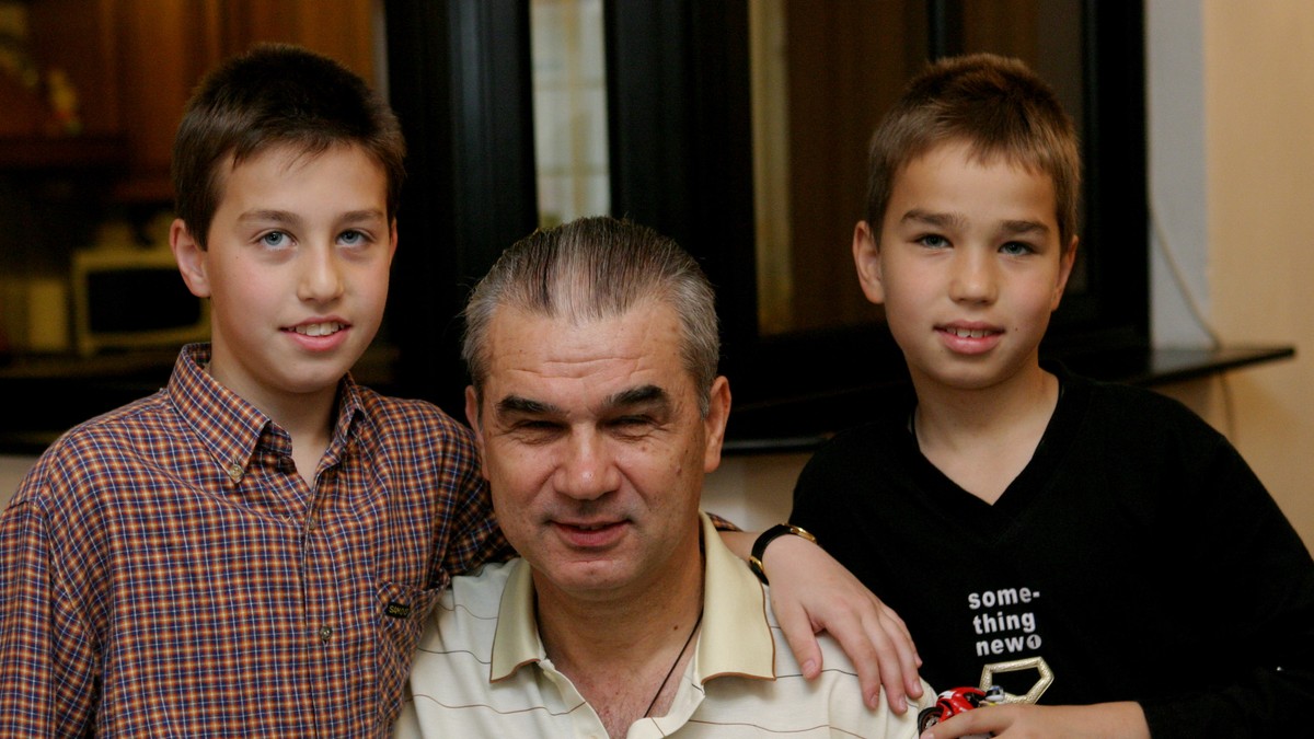 Andrei și Alexandru Iordănescu, în 2004 FOTO: Arhiva Libertatea
