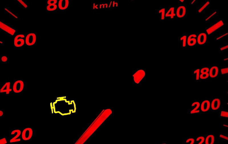Ce înseamnă aprinderea martorului Check Engine, coșmarul tuturor șoferilor. Când trebuie să oprești mașina imediat