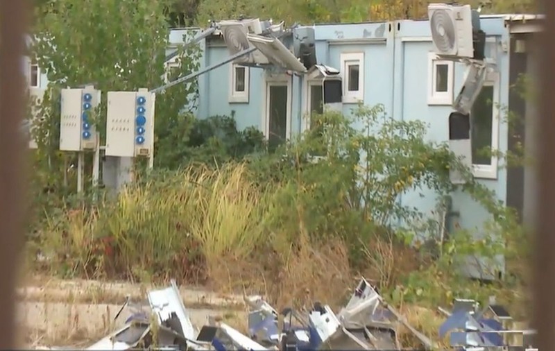 Spitalul modular din Pipera, investiție de 5 milioane, devastat de hoți. Foto: TVR Info