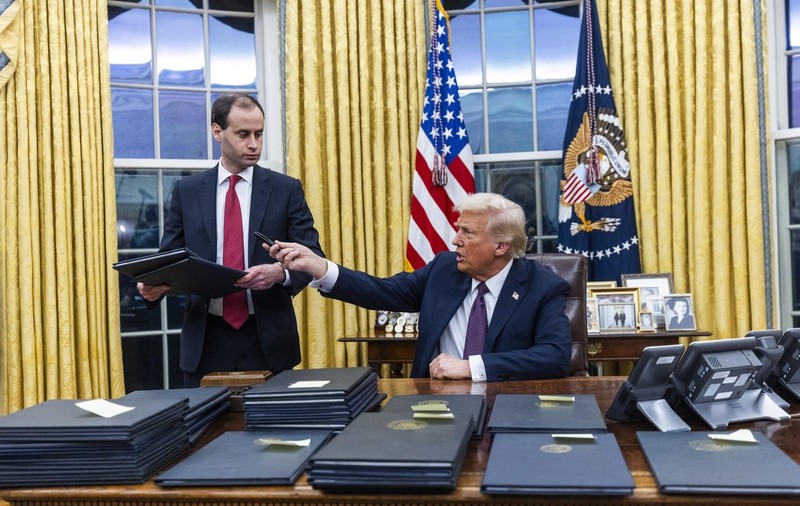O fetiță a leșinat în timpul discursului lui Donald Trump din Biroul Oval. Ce a făcut apoi președintele american I VIDEO