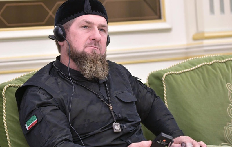 Ramzan Kadîrov este bolnav, cu suspiciuni de otrăvire, și a chemat la Groznîi un nefrolog din străinătate - presa ucraineană