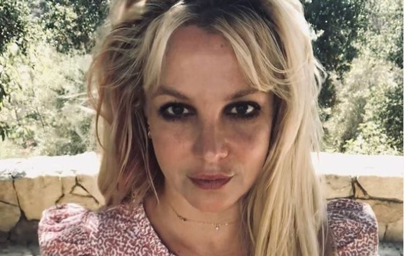 Britney Spears a pozat complet goală, după ce a scăpat de tutela tatălui. Imaginile le-a postat pe Instagram