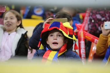 Micuții au trăit meciul cu sufletul la gură