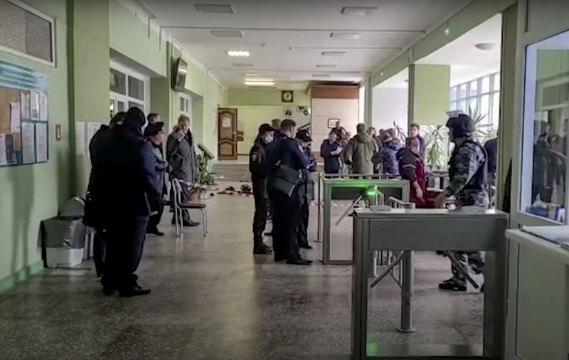 Cine este autorul atacului armat de la universitatea din Rusia și cum și-a motivat fapta