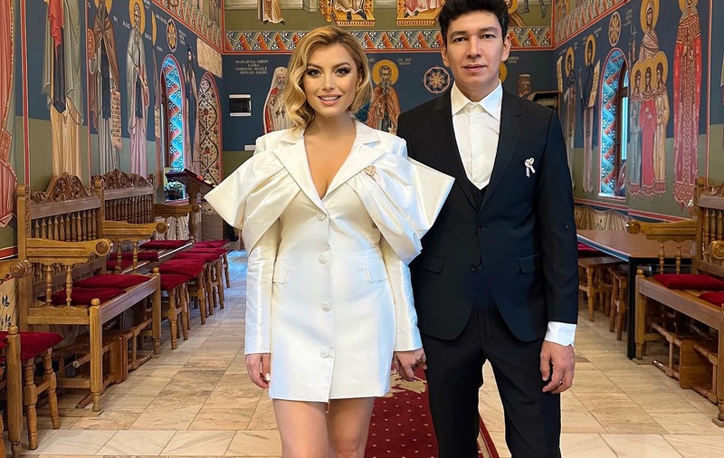 Elena Gheorghe, anunțul făcut după 19 ani de relație cu Cornel Ene: „Singurul gând a fost să mă eliberez”. Piesa pe care a pregătit-o pentru soțul ei