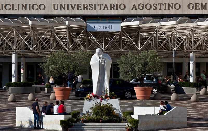 Corpul mumificat al unui român, descoperit într-un spital din Roma