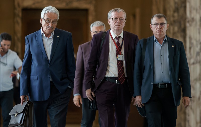 Aproape 73.000 de profesori vor boicota simularea examenului de Bacalaureat. Mesajul sindicatelor pentru elevi și părinți: „Nu protestăm împotriva voastră”