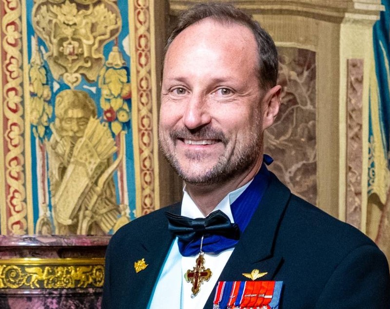 Cine este Haakon al VIII-lea, noul rege al Norvegiei: visa să aibă un magazin de jucării și să fie surfer