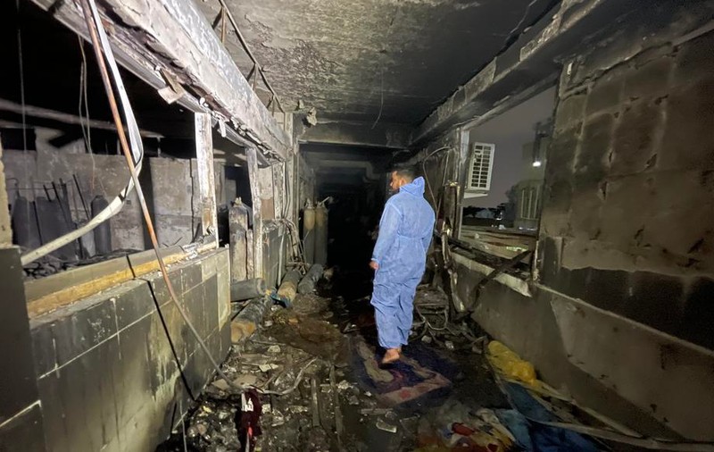 Bilanțul incendiului de la un spital COVID din Bagdad a urcat la 82 de morți. Peste 100 de persoane, rănite