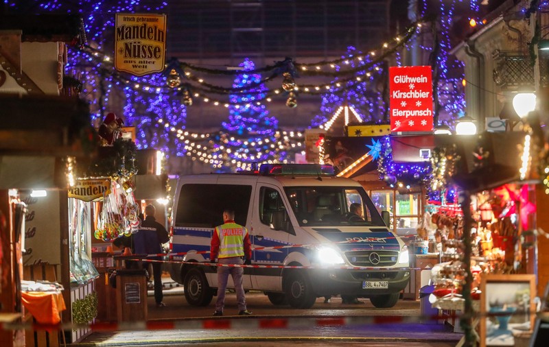 Alerta cu bombă de la târgul de Crăciun din Potsdam a fost falsă