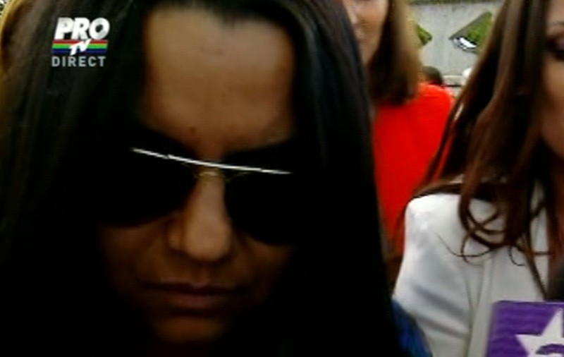 PRIMELE CUVINTE ale MAMEI LUI CARMEN, fiica lui ADRIAN MINUNE, după ce fata a fugit de acasă. Ce a spus FEMEIA, cu DURERE ÎN SUFLET!
