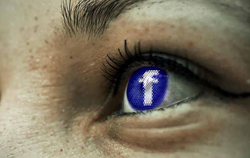 Facebook oferă recompense de până la 40.000 de dolari celor care descoperă scurgeri masive de date