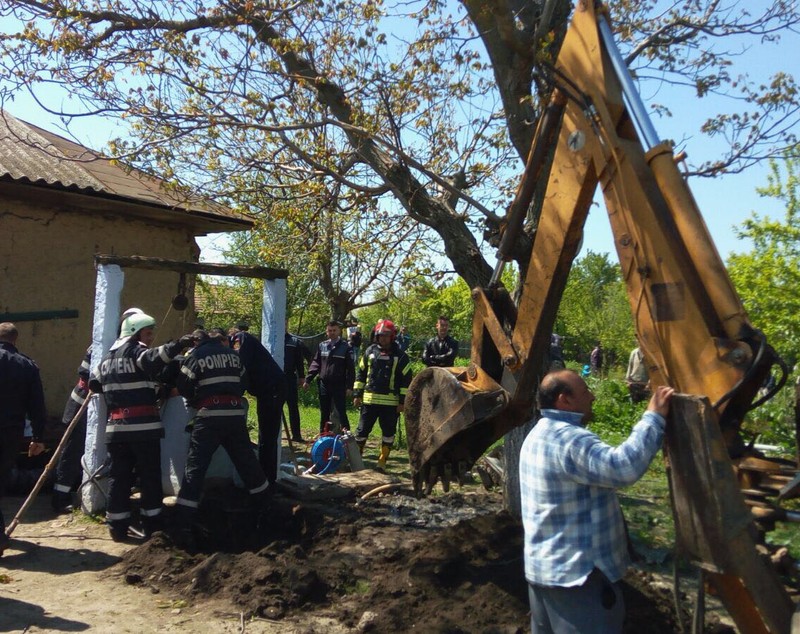 Starea băiețelulului salvat din puț se îmbunătățește. Dănuț a fost detubat și respiră spontan