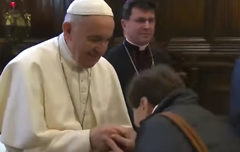 VIDEO | Un film cu Papa Francisc a devenit viral. Ce a încercat din răsputeri să evite