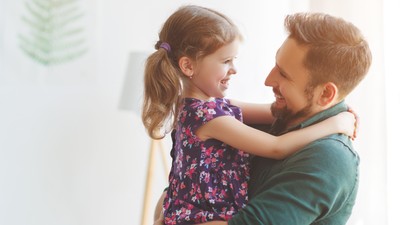 Relația dintre tați și fiice FOTO 123rf