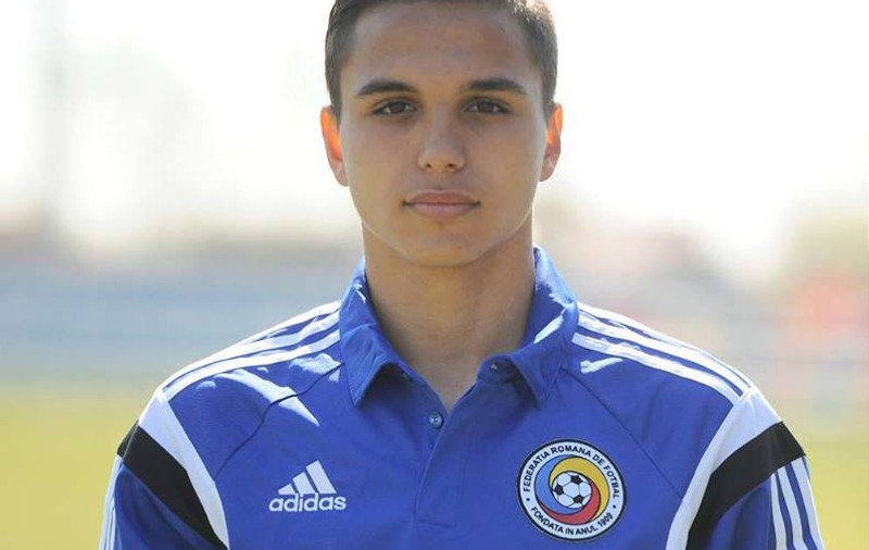 Viorel Moldovan îşi face echipă cu jucători de la Academia Hagi