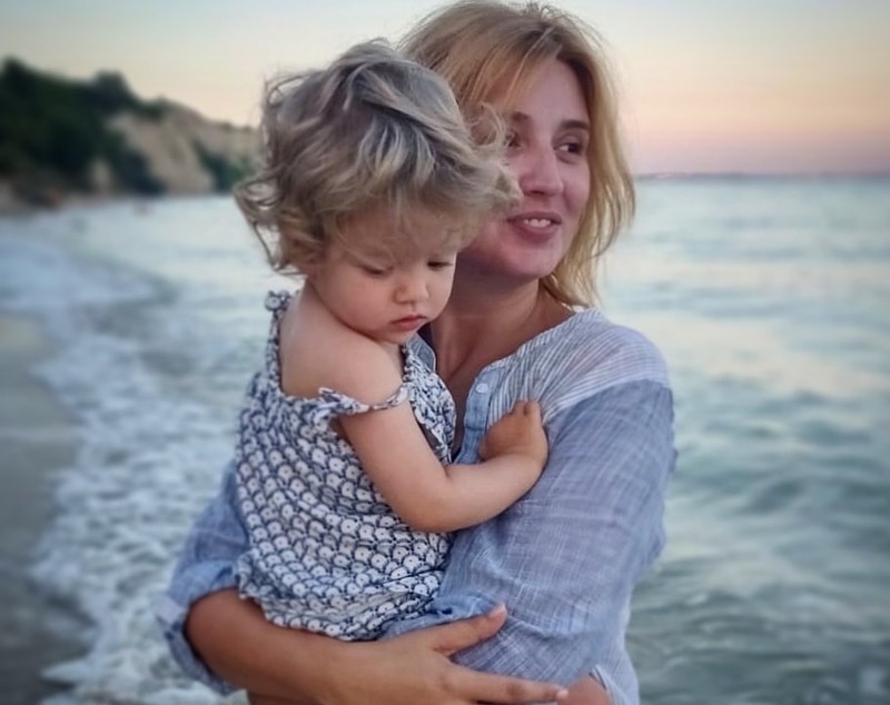 Ce fetiță frumoasă are jurnalista Sanda Nicola | FOTO