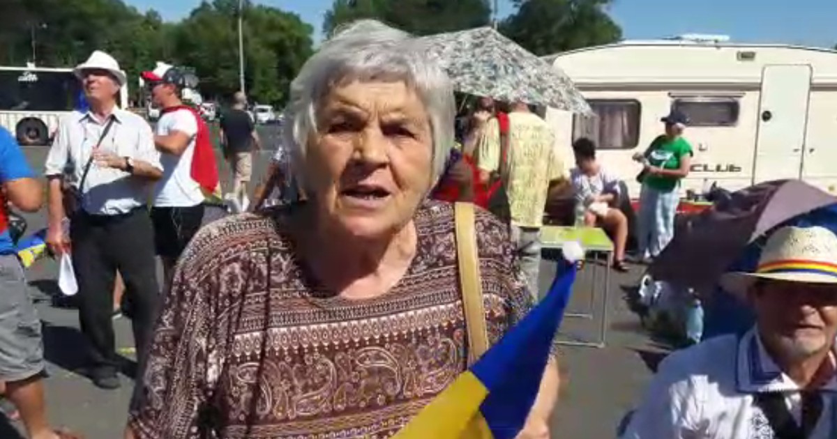 Protestatara mătușa Marioara, la mitingul diasporei
