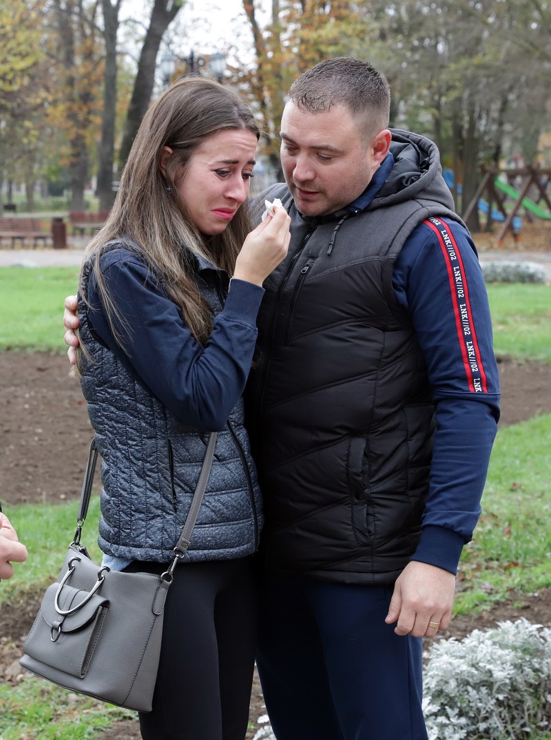 Elenei îi vine să plângă de fiecare dată când vorbește despre diagnosticul său. Foto: Sorin Cioponea