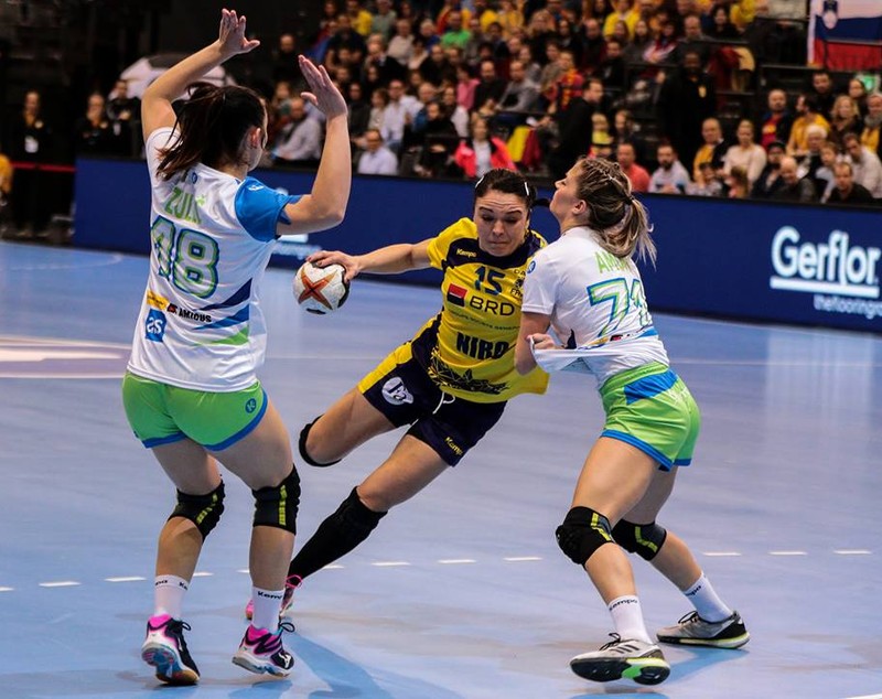 LIVE&VIDEO România - Angola, la Campionatul Mondial de handbal feminin 2017. Egal la pauză, chinurile facerii pentru succes! Joc împiedicat, echipa din Africa a condus și la patru goluri! Dar avem 4 victorii din 4