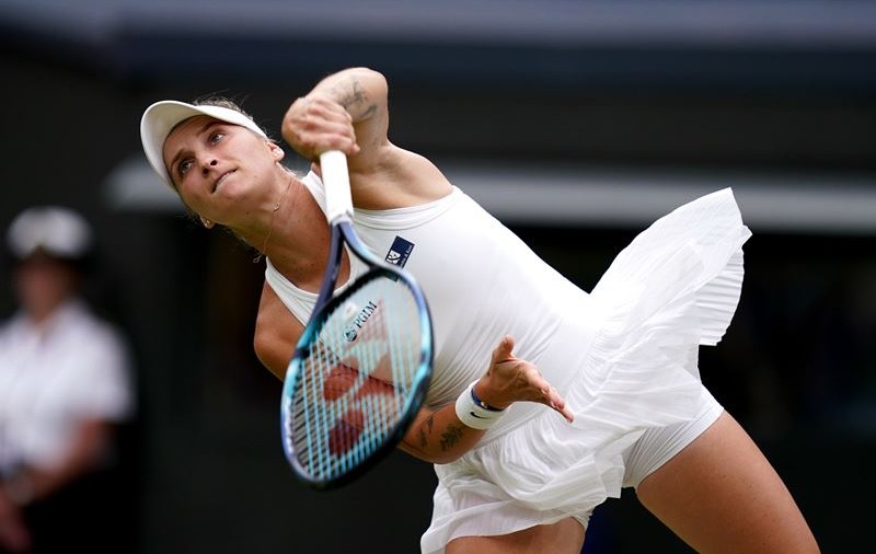 Marketa Vondrousova a câștigat Wimbledon 2023, după ce a trecut în finală de Ons Jabeur