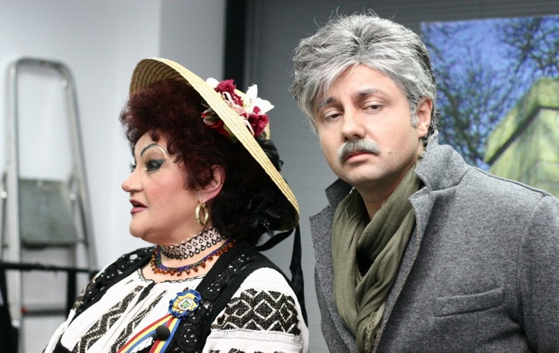 Foto | Uite cum arată Măruţă cu mustaţă şi cărunt 