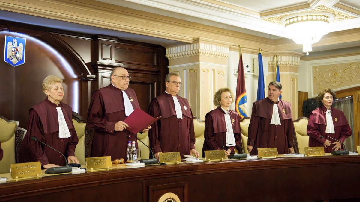 Judecătorii Curții Constituționale