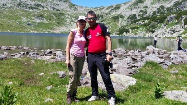Klaus Iohannis, în excursie în Munții Retezat. Președintele și soția sa au admirat frumusețea Lacului Bucura