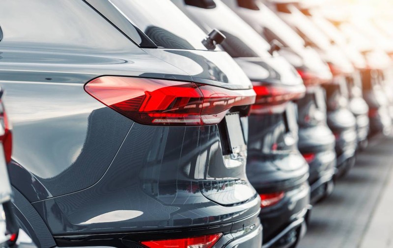 Producătorii de mașini germani avertizează: Tarifele lui Trump amenință industria auto globală