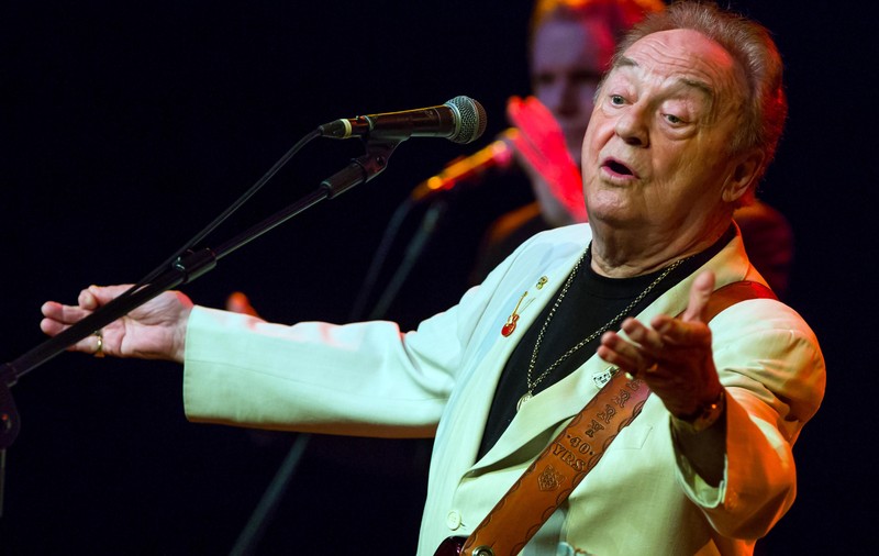 VIDEO | A murit interpretul celebrei melodii „You'll Never Walk Alone”. Gerry Marsden avea 78 de ani