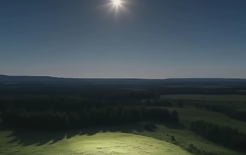 Soare, la comandă ce sunt lucșii și cum pot oglinzile orbitale să lumineze Pământul pe timpul nopții. Sursă foto: Captură video/ Youtube.