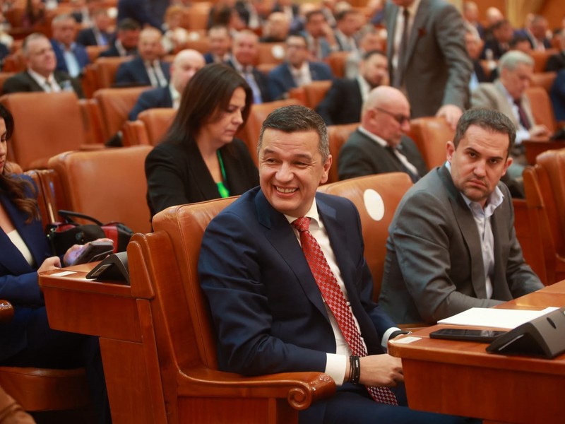 Sorin Grindeanu și Ciprian Șerban în Parlament FOTO Eli Driu