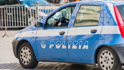masina-poliție-italia