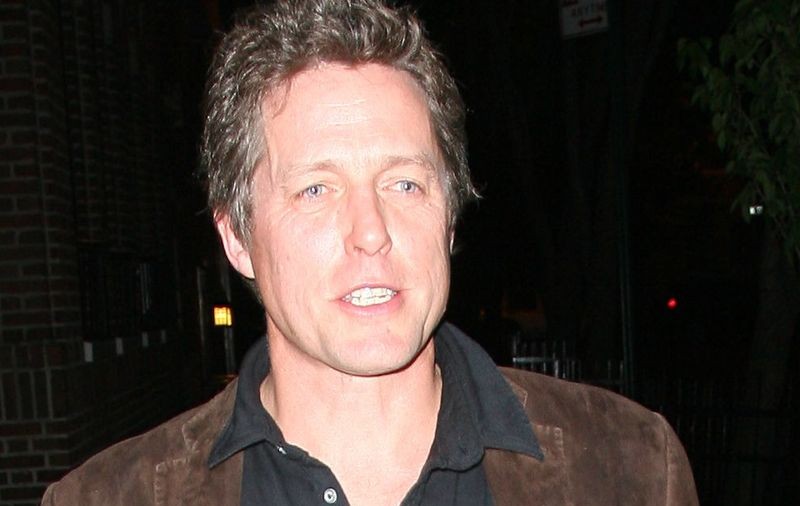 Hugh Grant: "Sunt dependent de golf" 