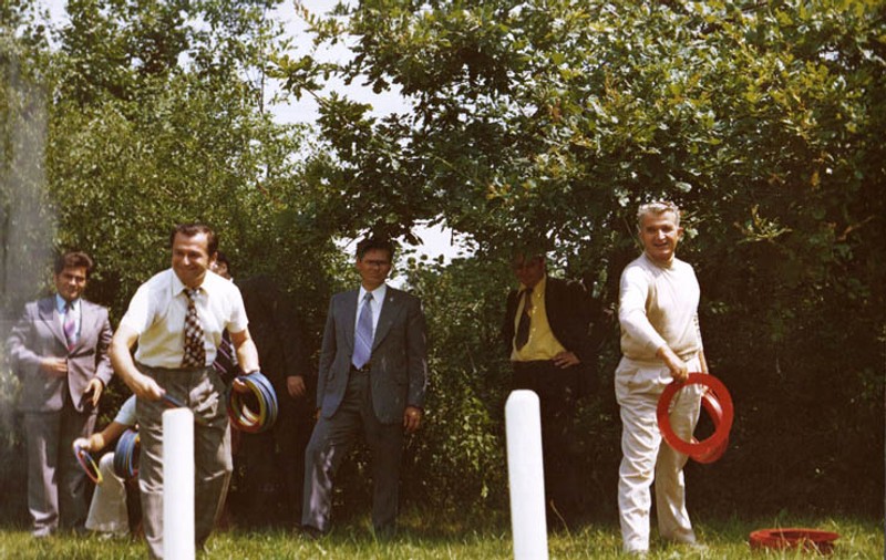 Ion Iliescu, în vacanță alături de Nicolae Ceaușescu. Imagini nemaivăzute, păstrate în arhivă | GALERIE FOTO