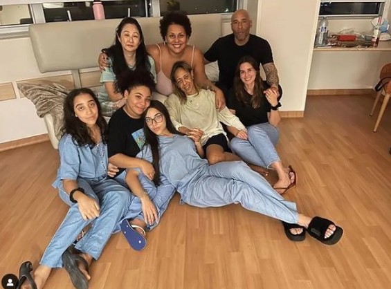 Familia lui Pele, la spital