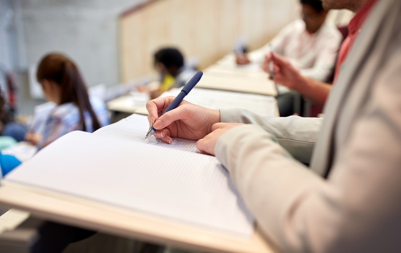 Subiecte Bac 2021. Metoda prin care un elev a încercat să trișeze la Bacalaureat. Polițiștii s-au sesizat imediat