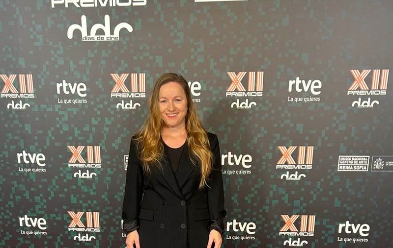 Cine e Bianca Kovacs, actrița română de succes în Spania care a dormit pe străzi în Madrid atunci când a emigrat, la 18 ani, fără acte