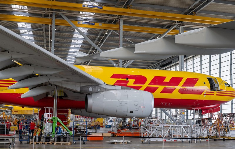 Nouă alertă de securitate în Germania. Persoane necunoscute trimit dispozitive incendiare în colete