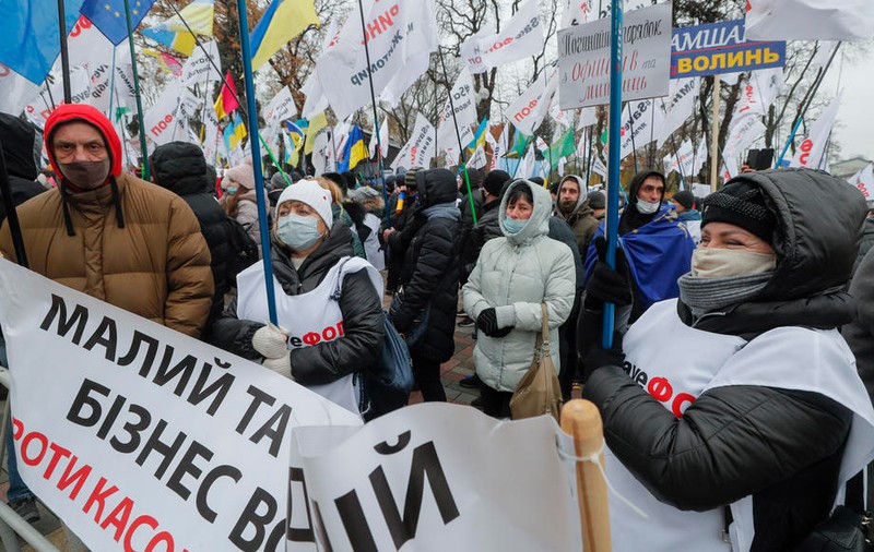 Ucraina, un nou record de cazuri COVID-19: peste 13.000 într-o singură zi