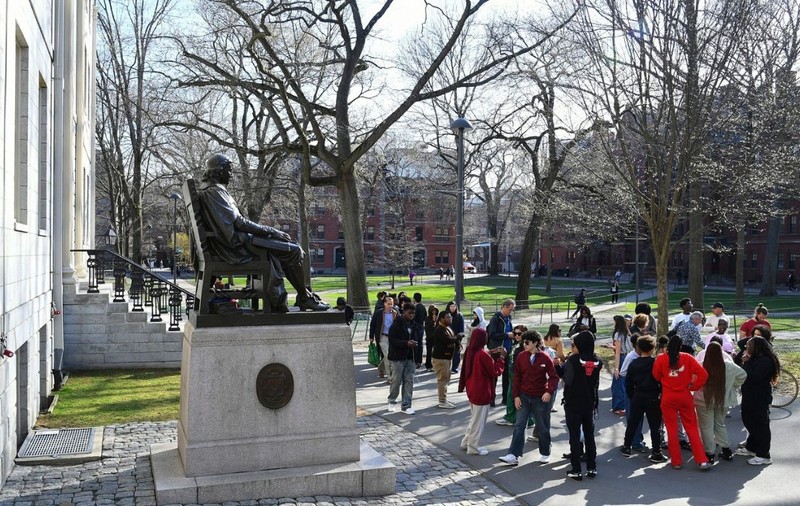 Cât de importantă este de fapt Universitatea Harvard în SUA, deși Donald Trump susține că „este o glumă”
