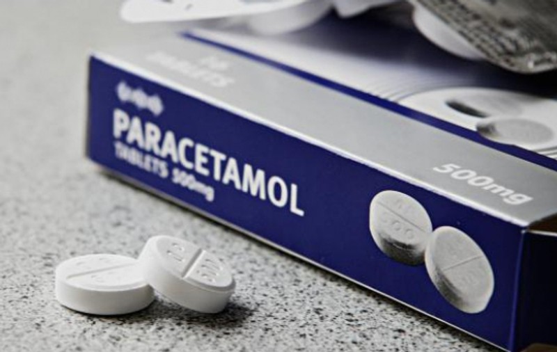 Producătorii de medicamente, apel la populaţie: Rugăm cetăţenii să nu îşi facă stocuri de paracetamol sau de alte medicamente