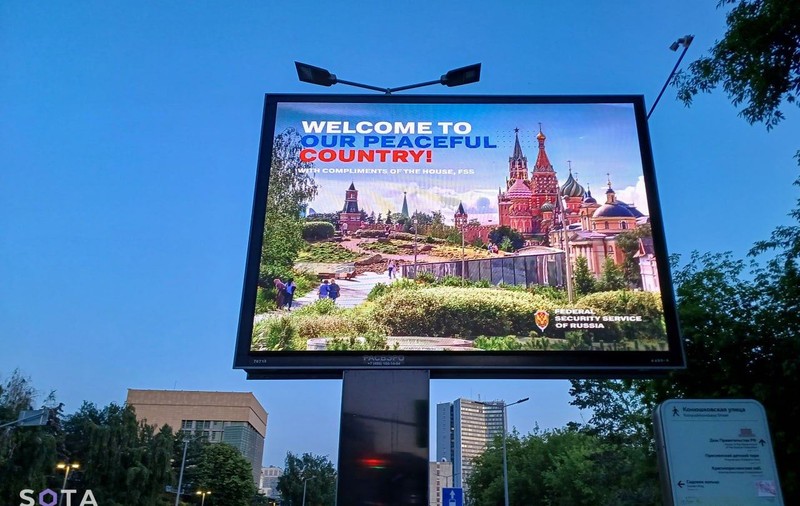 „Cu complimente din partea casei”. Fostul KGB a trollat Ambasada SUA din Rusia chiar de Ziua Independenței