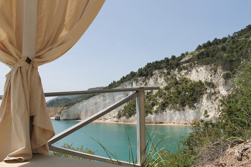 Vedere la plajă din Villa Scapone