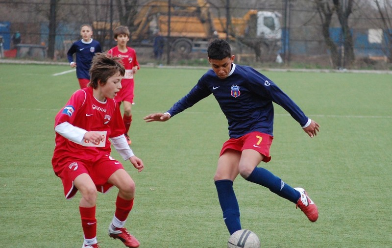 Fotbalul juvenil se reinventează! În aprilie, debutează Cupa Juniorului