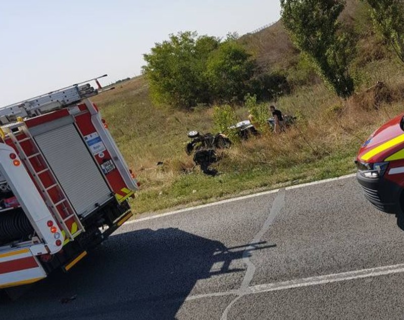 Accident mortal în Timiș, provocat de un adolescent fără permis. Băiatul ar fi furat mașina