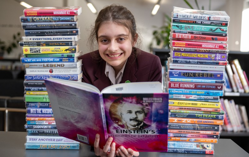 Sofia, fetița de 13 ani care are un IQ mai mare decât Albert Einstein: „Nu e vreo tocilară”